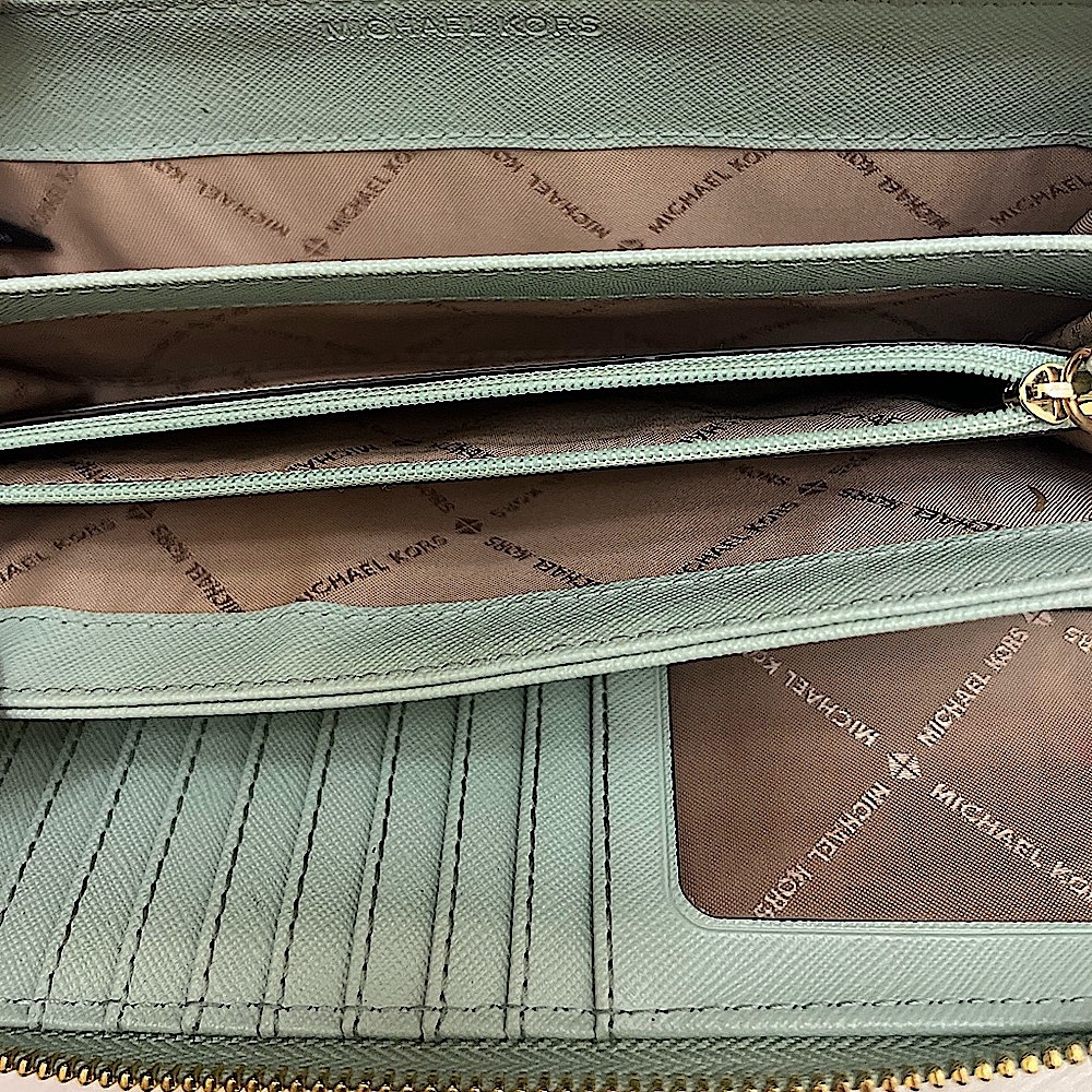 MICHAEL KORS - GREEN PYTHON EMBOSSED LEATHER JET SET CONTINENTAL LONG ZIP WALLET - Picture 12 of 13